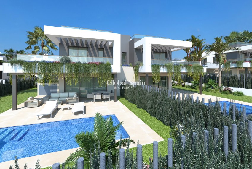 Nieuwbouw - VILLA -
TORREVIEJA