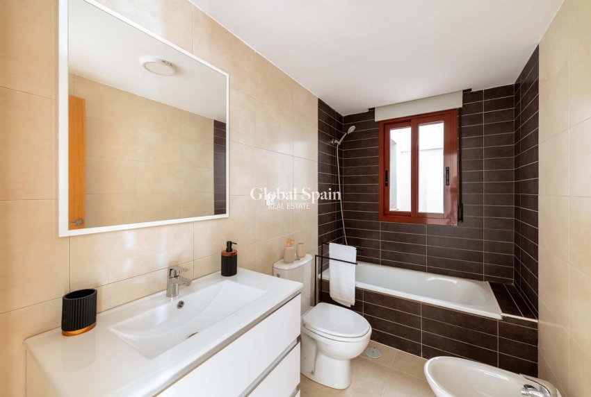 Nouvelle construction - APPARTEMENT -
AVILESES - pueblo