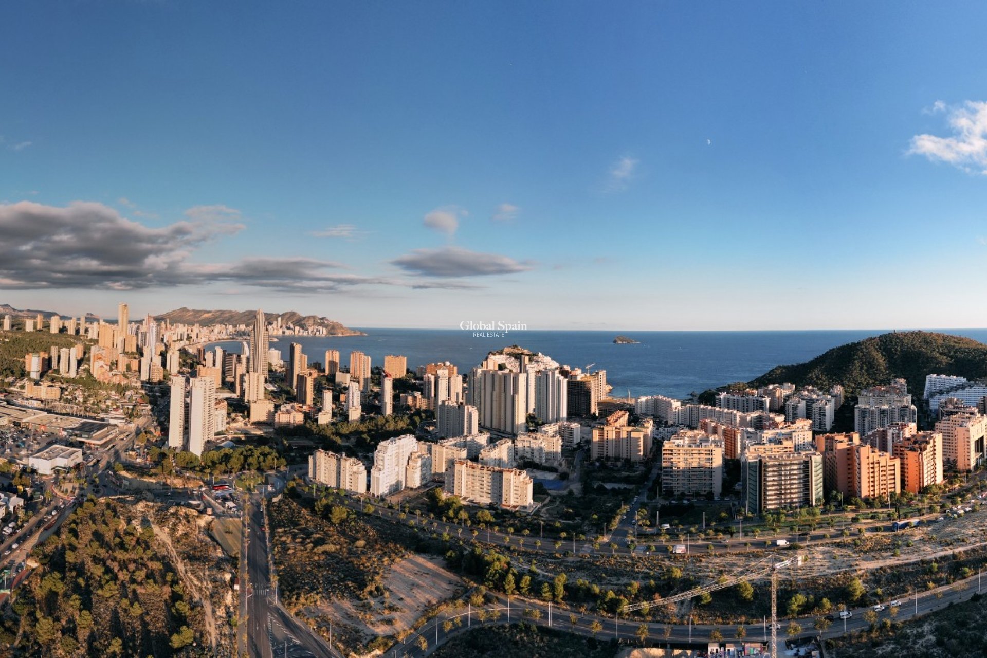 Nouvelle construction - APPARTEMENT -
BENIDORM