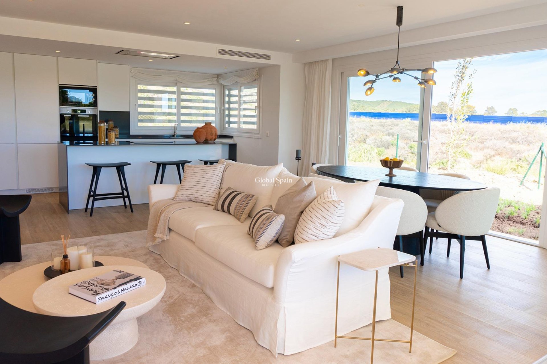 Nouvelle construction - APPARTEMENT -
CASARES - Camarate