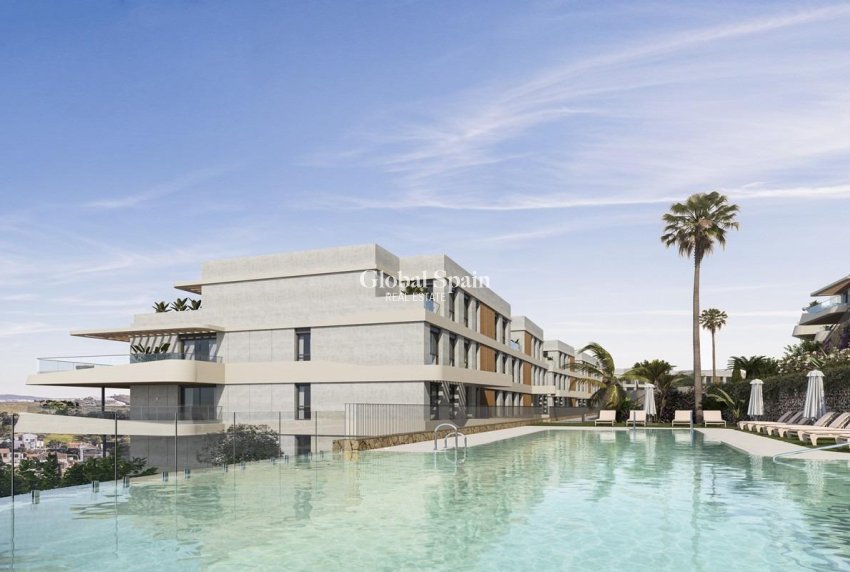 Nouvelle construction - APPARTEMENT -
ESTEPONA - Azata Golf