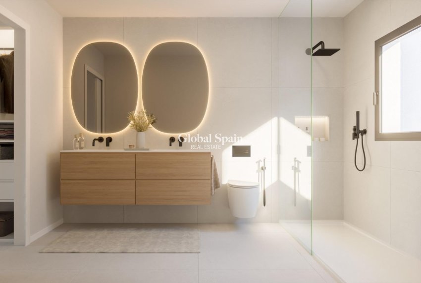 Nouvelle construction - APPARTEMENT -
ESTEPONA - Cancelada