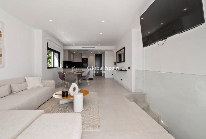 Nouvelle construction - APPARTEMENT -
ESTEPONA - El Paraíso