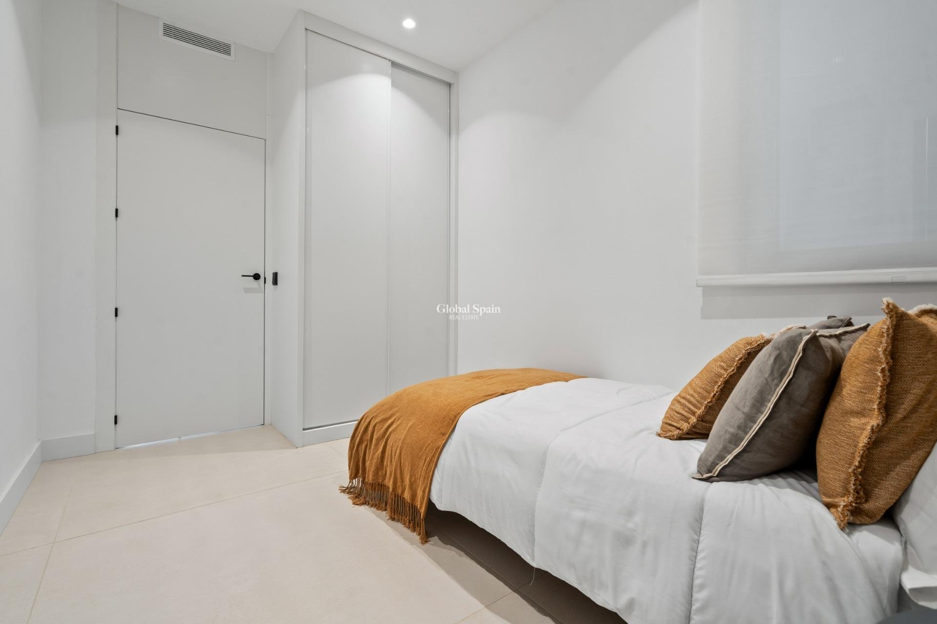 Nouvelle construction - APPARTEMENT -
ESTEPONA - El Paraíso