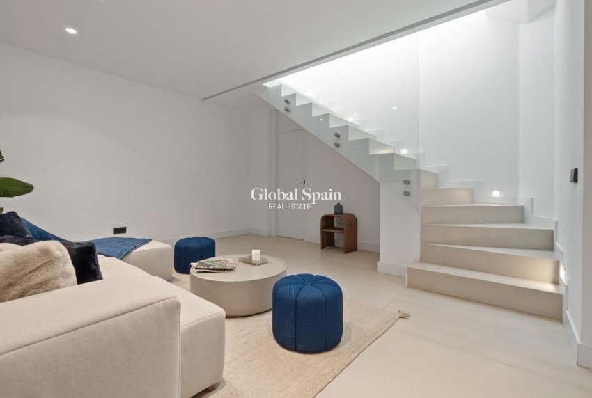 Nouvelle construction - APPARTEMENT -
ESTEPONA - El Paraíso