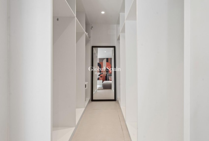 Nouvelle construction - APPARTEMENT -
ESTEPONA - El Paraíso