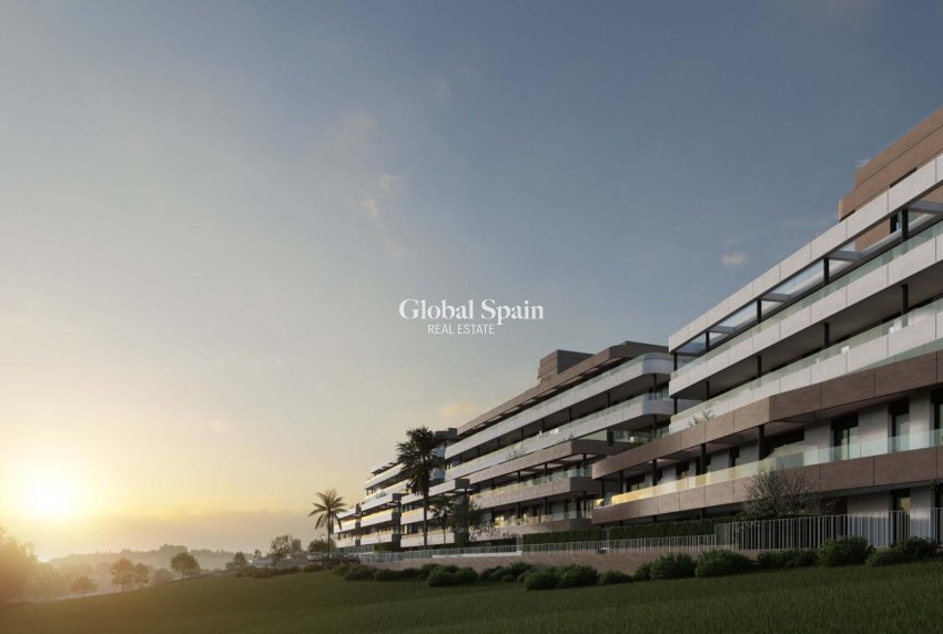 Nouvelle construction - APPARTEMENT -
ESTEPONA - Estepona Golf
