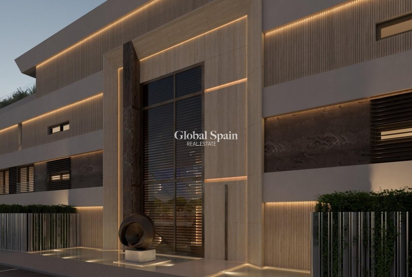 Nouvelle construction - APPARTEMENT -
ESTEPONA - Playa De Guadalobon