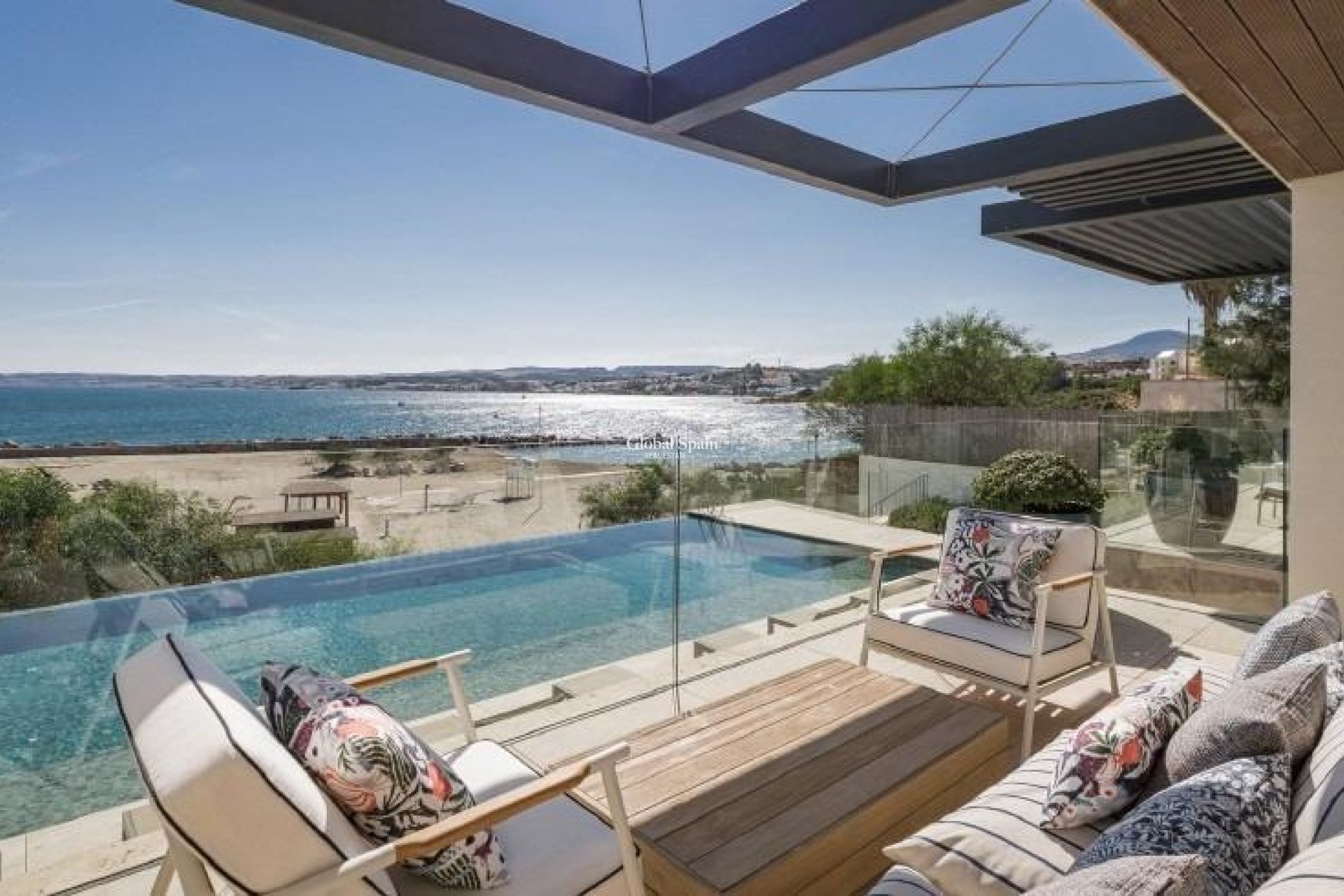 Nouvelle construction - APPARTEMENT -
ESTEPONA - Playa del Cristo