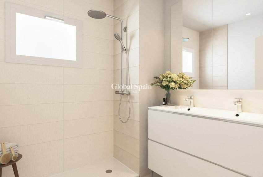 Nouvelle construction - APPARTEMENT -
ESTEPONA - Riviera beach