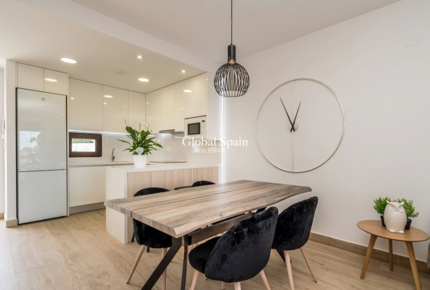 Nouvelle construction - Appartement -
FINESTRAT