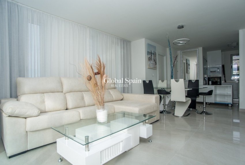 Nouvelle construction - APPARTEMENT -
FINESTRAT