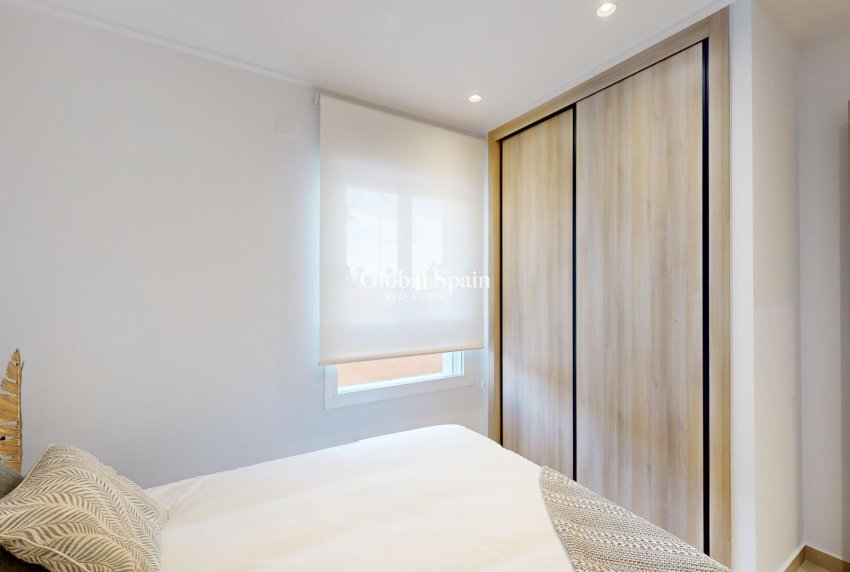 Nouvelle construction - Appartement -
GUARDAMAR DEL SEGURA - EL RASO