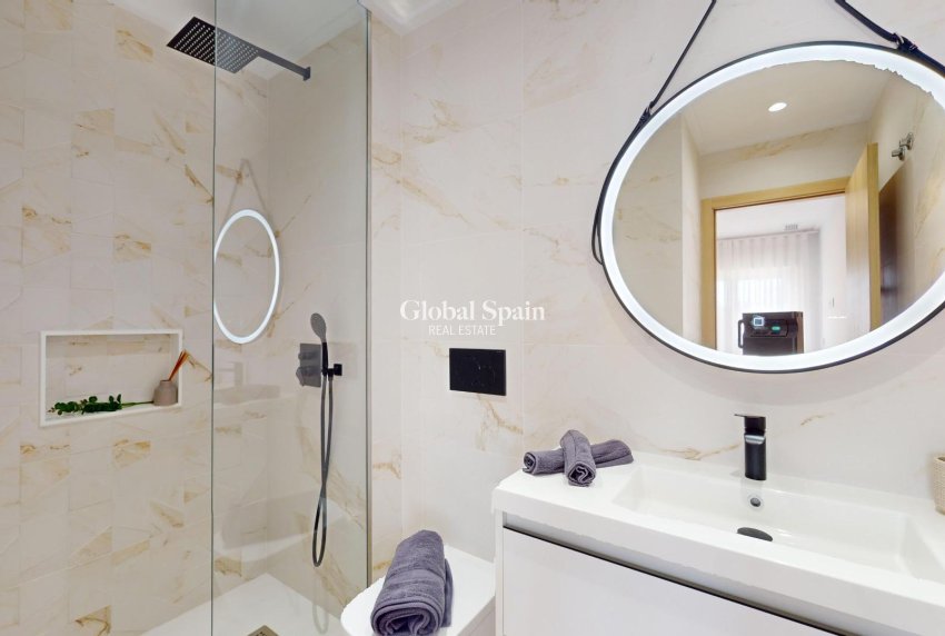 Nouvelle construction - APPARTEMENT -
GUARDAMAR DEL SEGURA - EL RASO