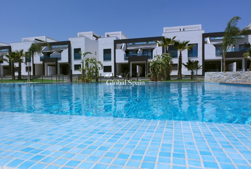 Nouvelle construction - APPARTEMENT -
GUARDAMAR DEL SEGURA - EL RASO