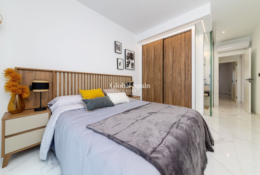 Nouvelle construction - APPARTEMENT -
GUARDAMAR DEL SEGURA - EL RASO