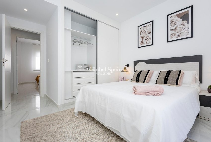 Nouvelle construction - APPARTEMENT -
JACARILLA - pueblo