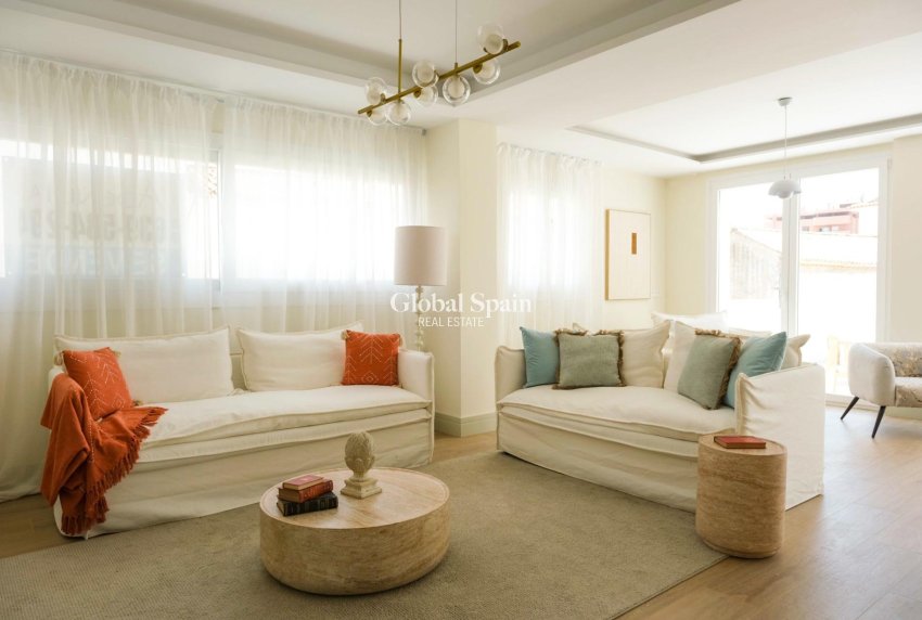 Nouvelle construction - APPARTEMENT -
MÁLAGA - Playa de la Malagueta