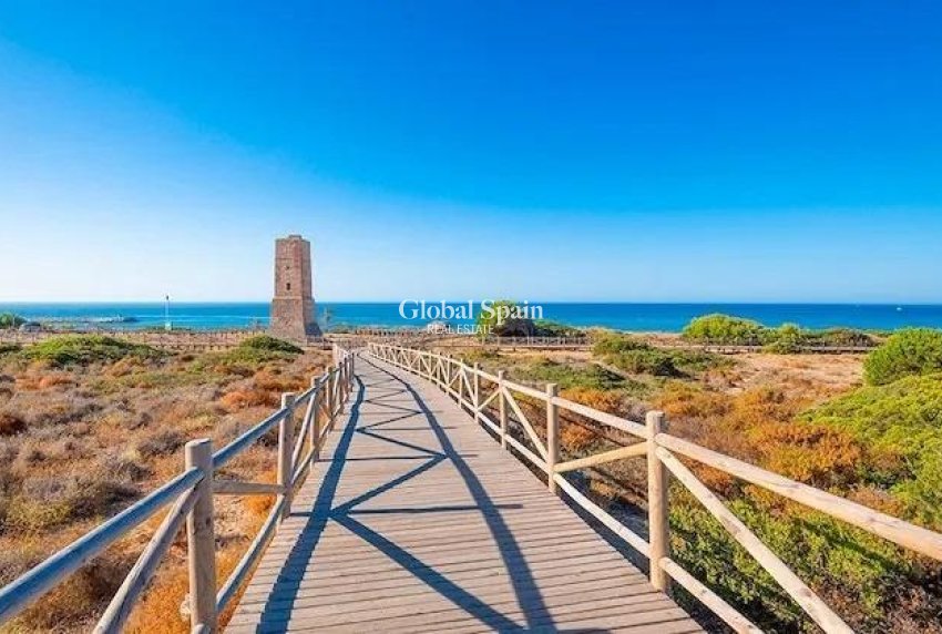 Nouvelle construction - Appartement -
MARBELLA - Cabopino