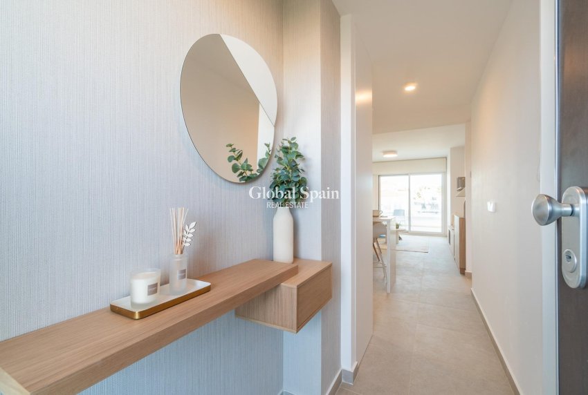 Nouvelle construction - APPARTEMENT -
ORIHUELA COSTA - Playa Flamenca