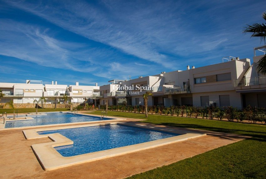 Nouvelle construction - APPARTEMENT -
ORIHUELA - Vistabella Golf
