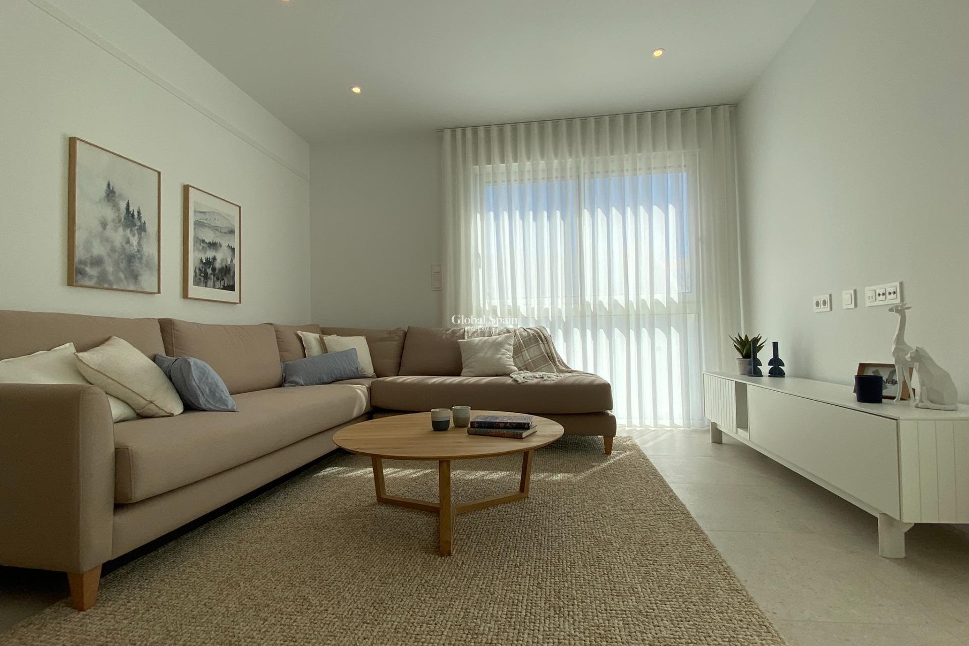 Nouvelle construction - APPARTEMENT -
PILAR DE LA HORADADA - pueblo