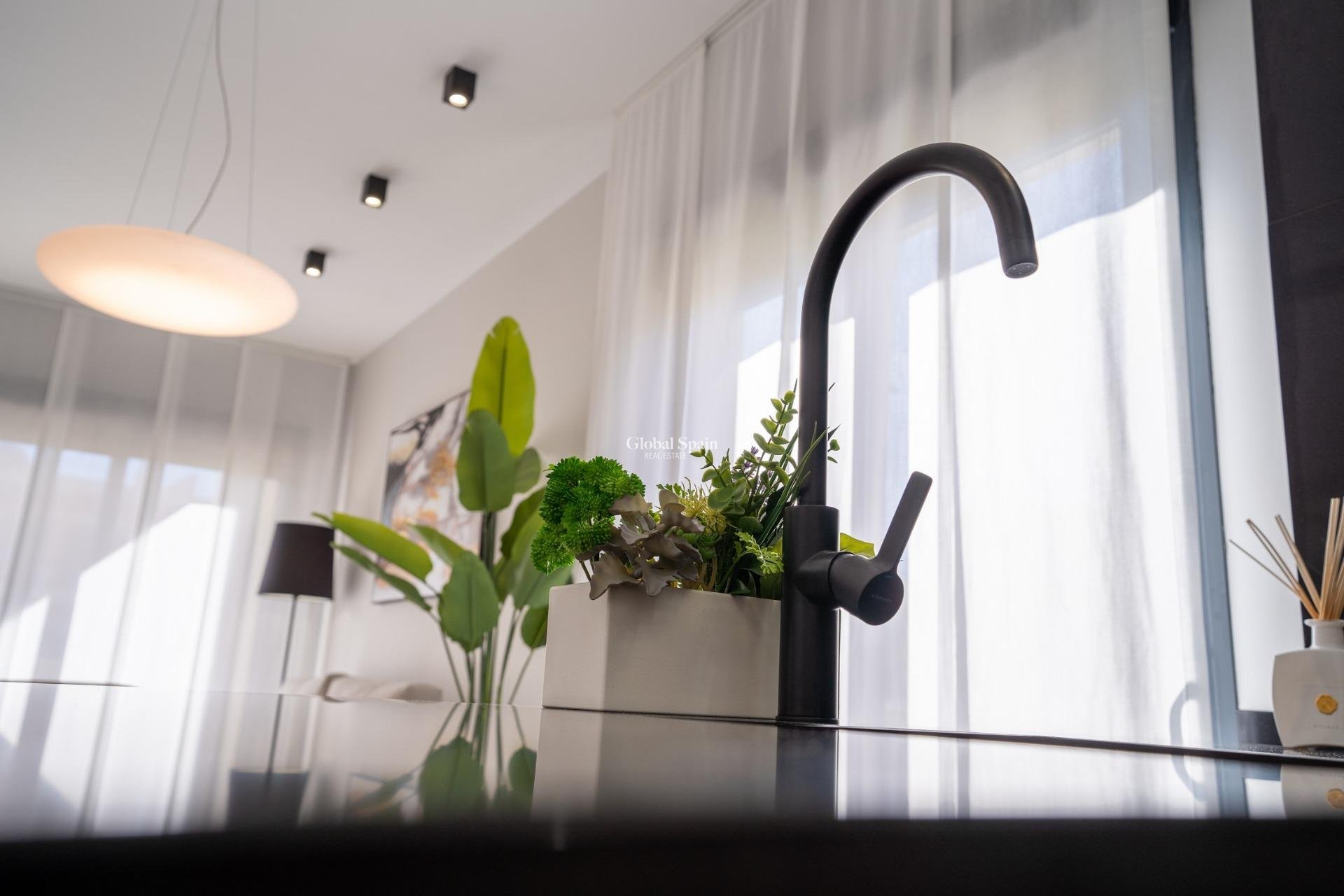Nouvelle construction - APPARTEMENT -
PILAR DE LA HORADADA - pueblo
