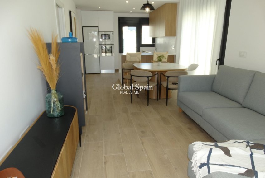 Nouvelle construction - APPARTEMENT -
PILAR DE LA HORADADA - pueblo
