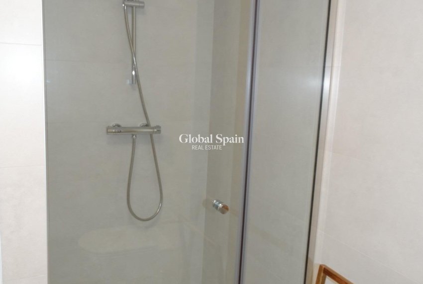 Nouvelle construction - APPARTEMENT -
PILAR DE LA HORADADA - pueblo