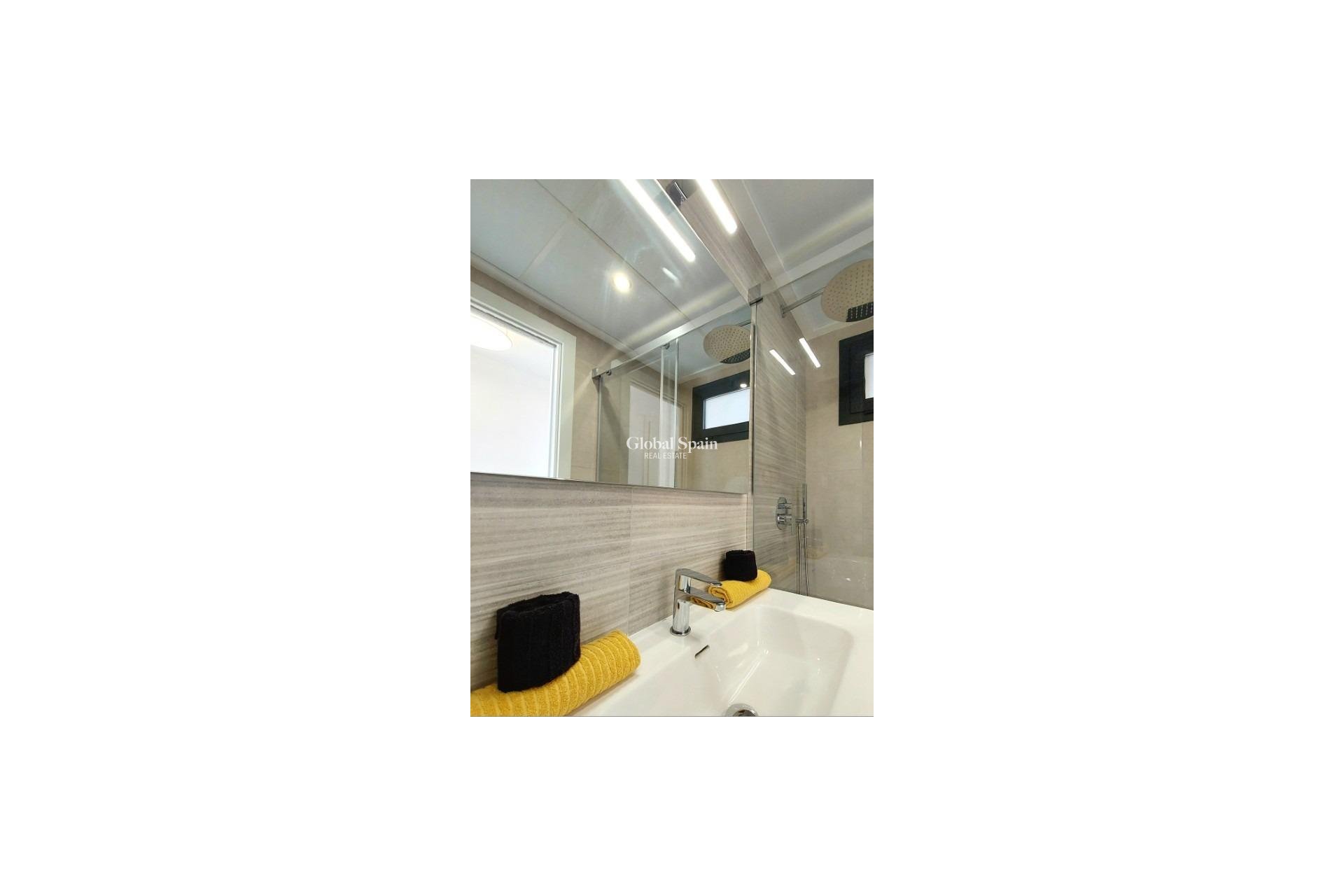 Nouvelle construction - Appartement -
SAN MIGUEL DE SALINAS - Pueblo