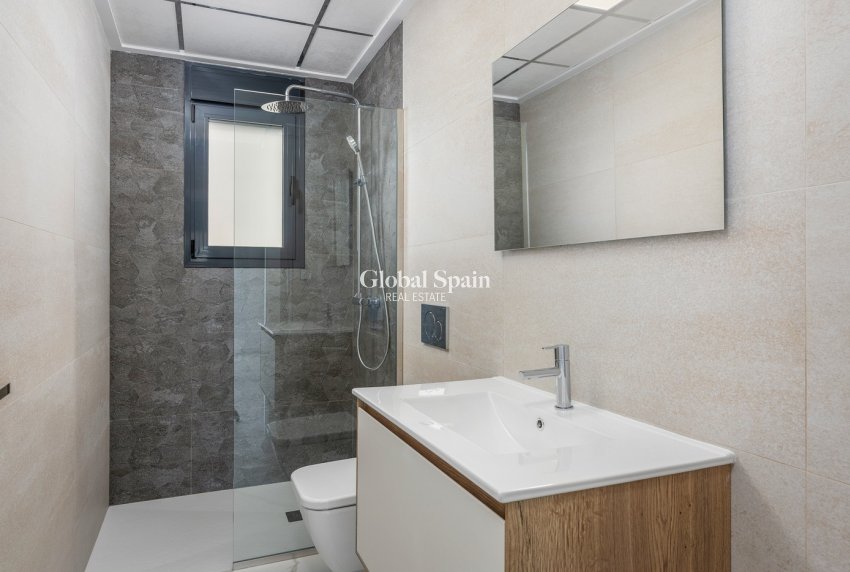 Nouvelle construction - APPARTEMENT -
SAN MIGUEL DE SALINAS