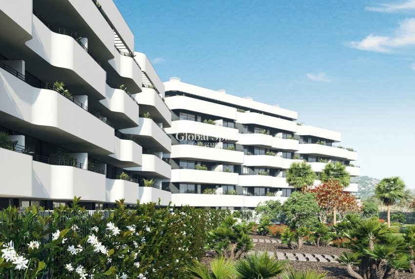 Nouvelle construction - APPARTEMENT -
TORREMOLINOS - Los Alamos