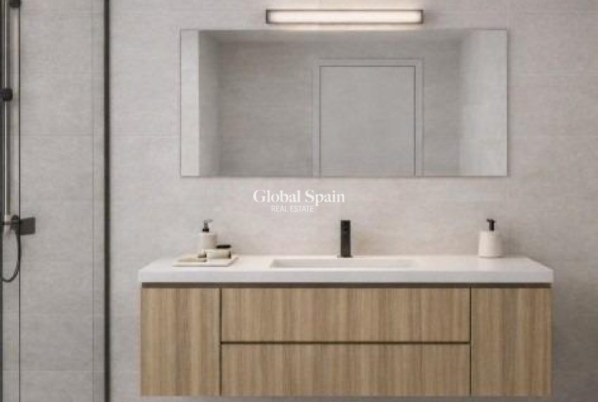 Nouvelle construction - APPARTEMENT -
TORREVIEJA - Center