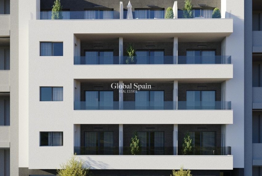 Nouvelle construction - APPARTEMENT -
TORREVIEJA - Center