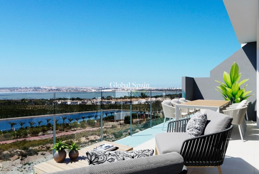 Nouvelle construction - APPARTEMENT -
TORREVIEJA - Lago Jardín II
