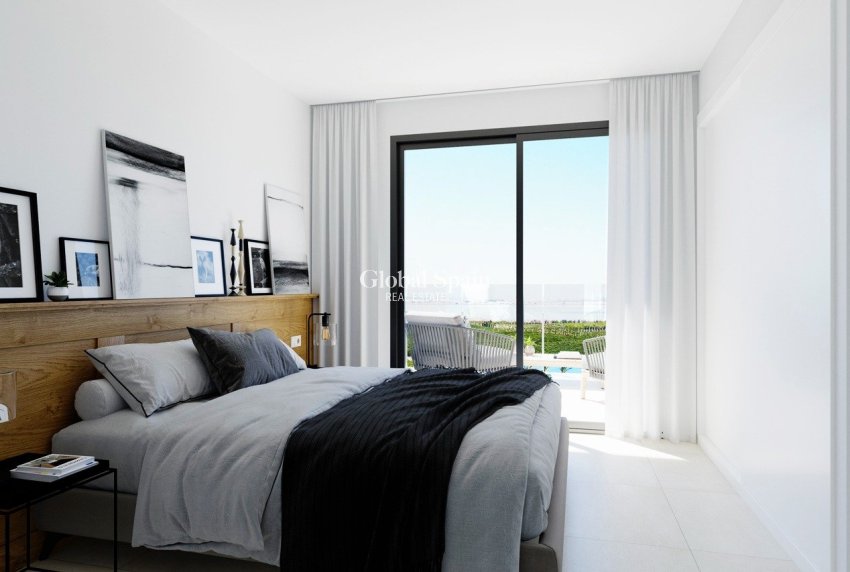 Nouvelle construction - APPARTEMENT -
TORREVIEJA - Lago Jardín II