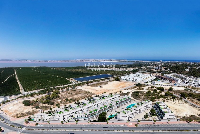 Nouvelle construction - APPARTEMENT -
TORREVIEJA - Lago Jardín II