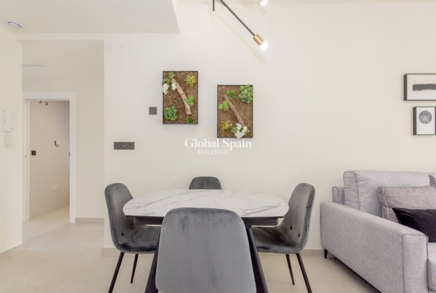 Nouvelle construction - APPARTEMENT -
TORREVIEJA - LOS BALCONES - LOS ALTOS