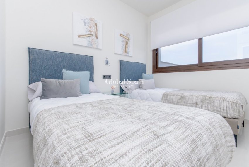 Nouvelle construction - APPARTEMENT -
TORREVIEJA - LOS BALCONES - LOS ALTOS