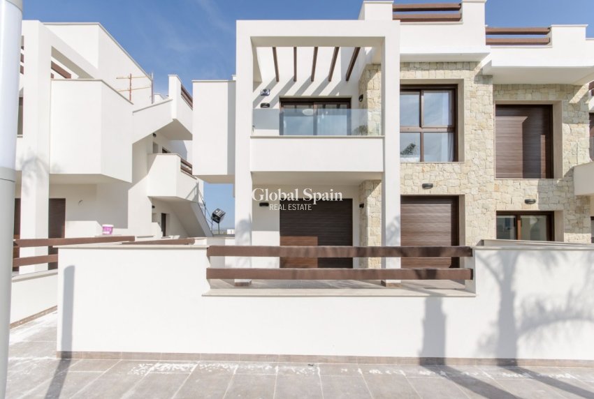 Nouvelle construction - APPARTEMENT -
TORREVIEJA - LOS BALCONES - LOS ALTOS