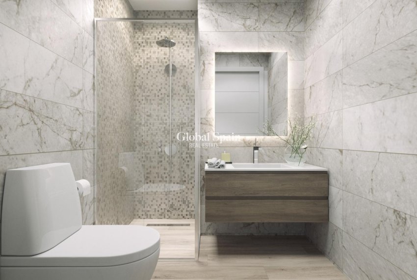 Nouvelle construction - APPARTEMENT -
TORREVIEJA - Playa de los Locos