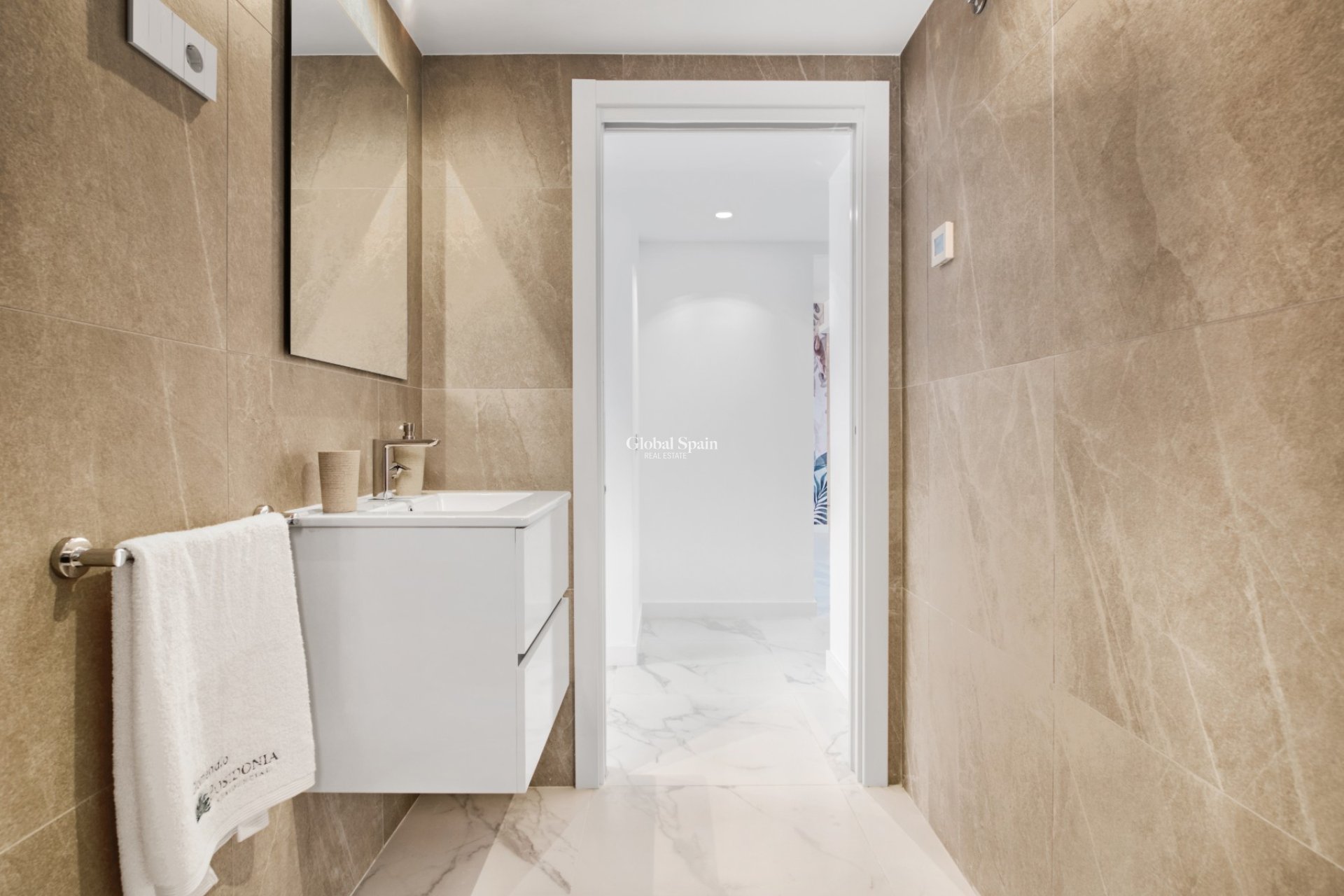Nouvelle construction - APPARTEMENT -
TORREVIEJA - Punta Prima