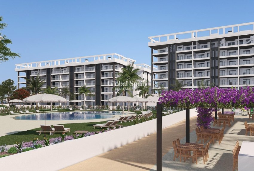 Nouvelle construction - APPARTEMENT -
TORREVIEJA - Torreblanca