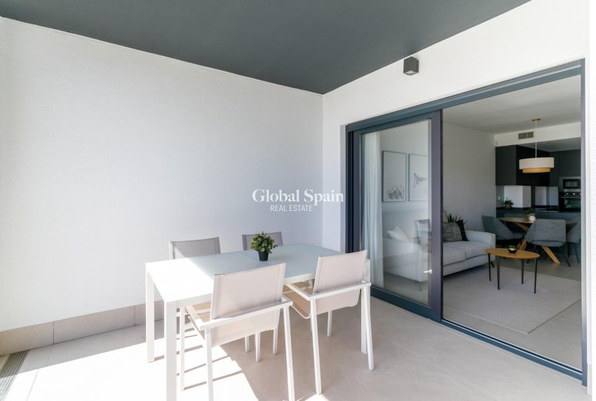 Nouvelle construction - APPARTEMENT -
TORREVIEJA - Torreblanca