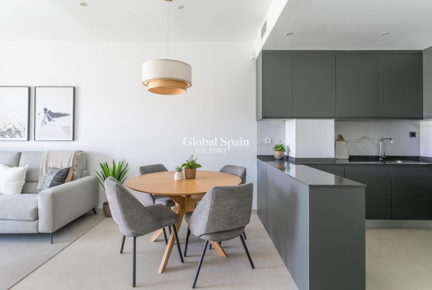 Nouvelle construction - APPARTEMENT -
TORREVIEJA - Torreblanca