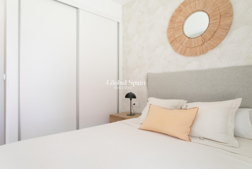 Nouvelle construction - APPARTEMENT -
TORREVIEJA - Torreblanca