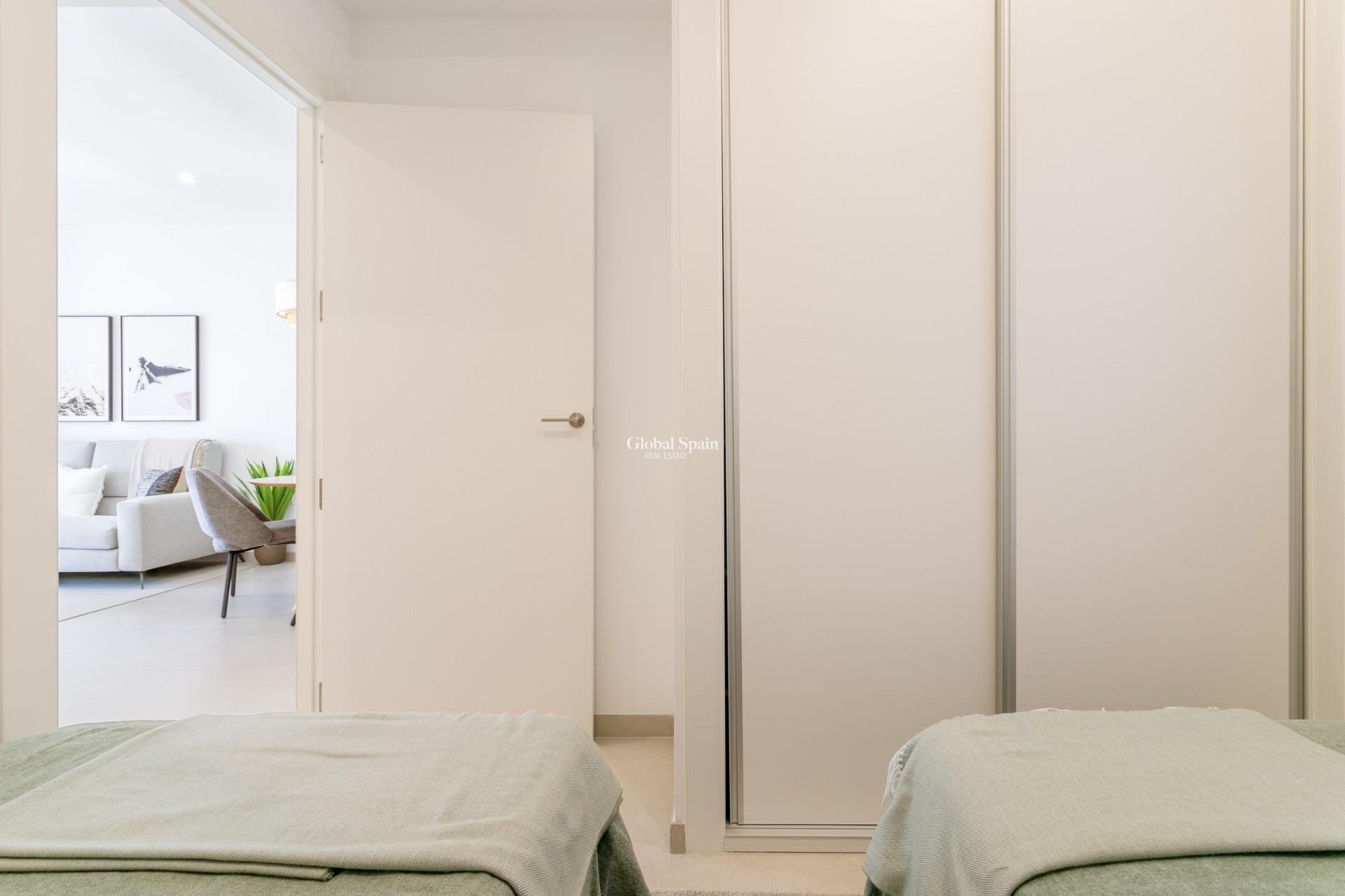 Nouvelle construction - APPARTEMENT -
TORREVIEJA - Torreblanca