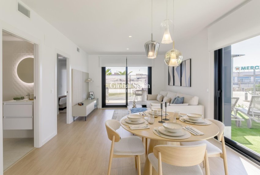 Nouvelle construction - APPARTEMENT -
TORREVIEJA - Torreblanca