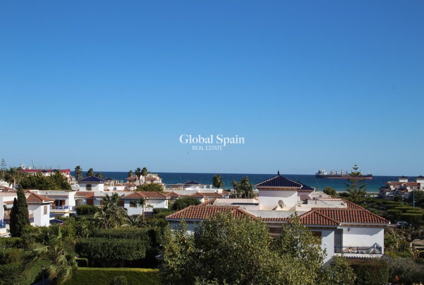 Nouvelle construction - APPARTEMENT -
VERA - El Playazo