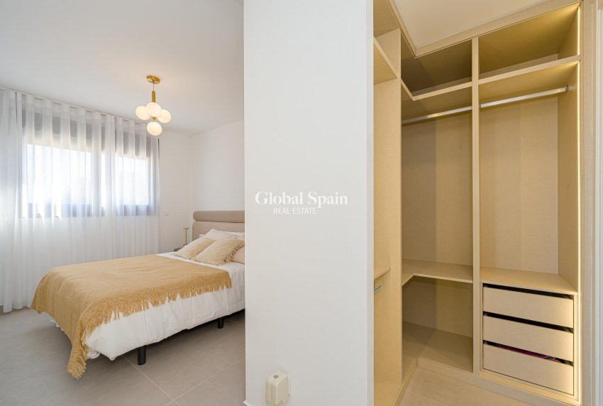 Nouvelle construction - APPARTEMENT -
VILLAJOYOSA - Cala de Finestrat